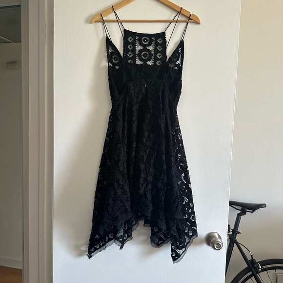 Free People Black Boho Just Like Honey Drape Hem Lace Mini Dress size 6 - Picture 10 of 14